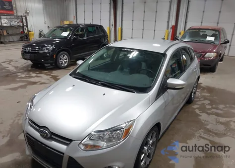 2014 Ford Focus Se z USA, uszkodzony, nr VIN 1FADP3K22EL363229